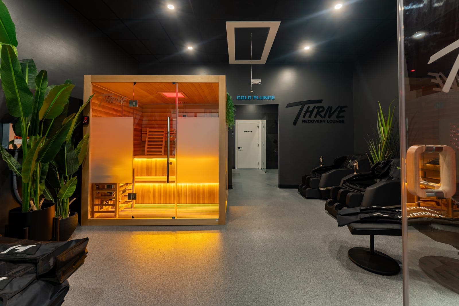 Thrive Recovery Lounge with cold plunge and sauna